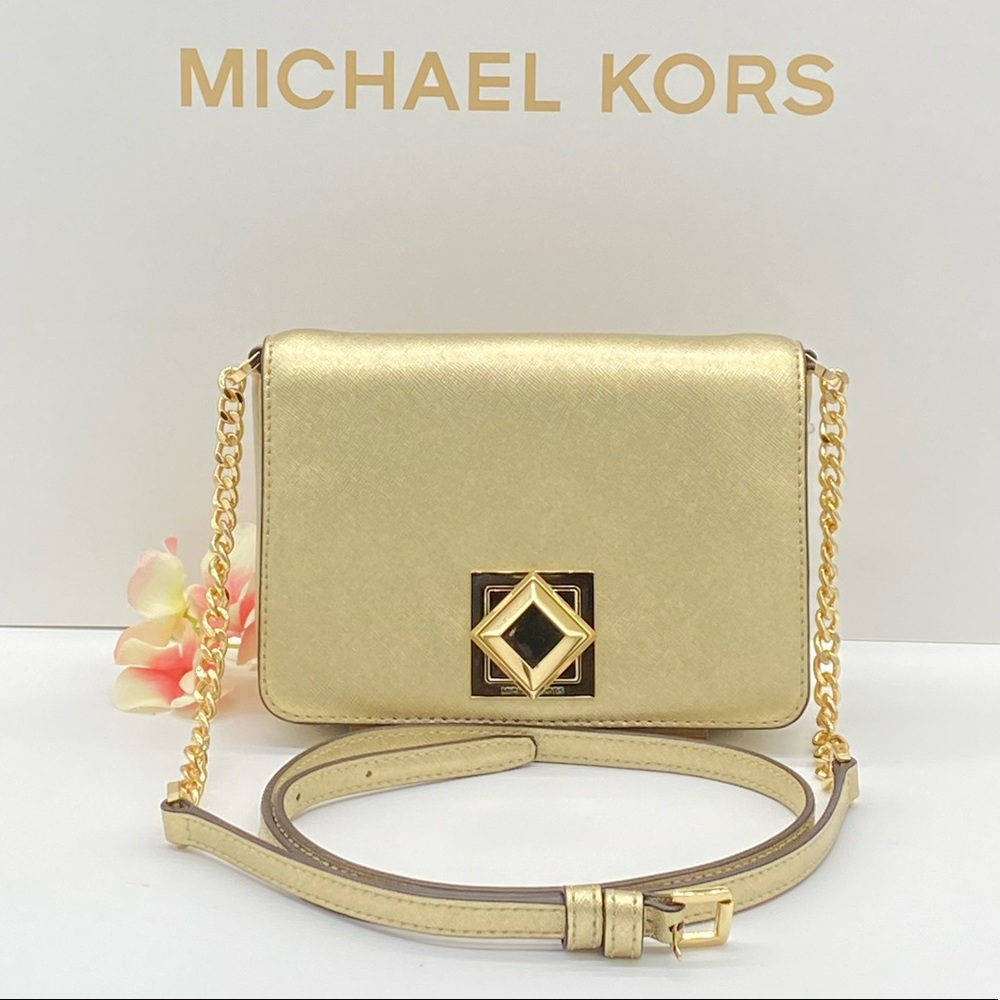 MICHAEL KORS LUNA SMALL CLUTCH XBODY PALE GOLD - Picture 1 of 14